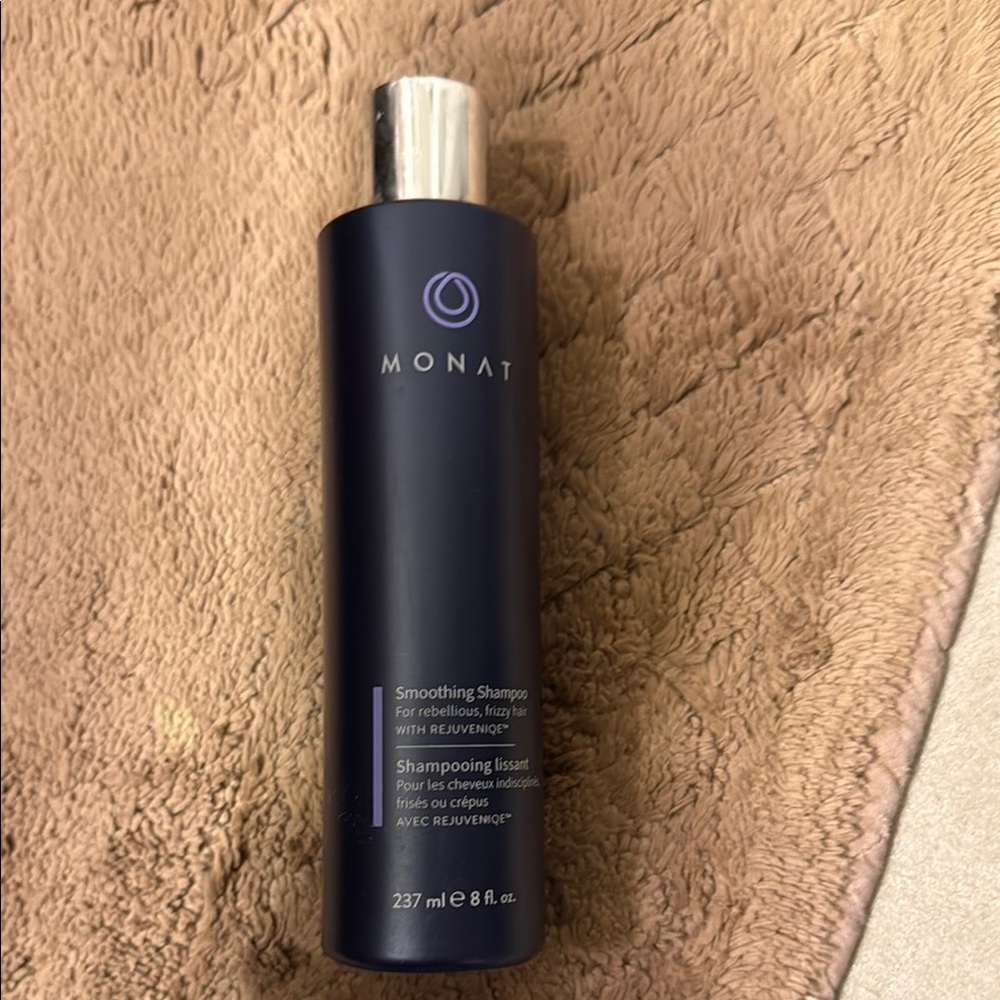 Black Shine Shampoo for Lustrous Hair